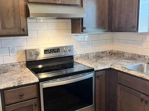 415 Theresa St, Watertown, WI 53094
