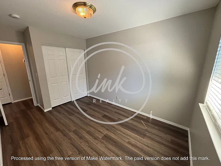 1320 E Marion Russell Dr — Photo 9