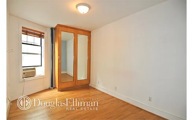 Rented by Douglas Elliman | media 21