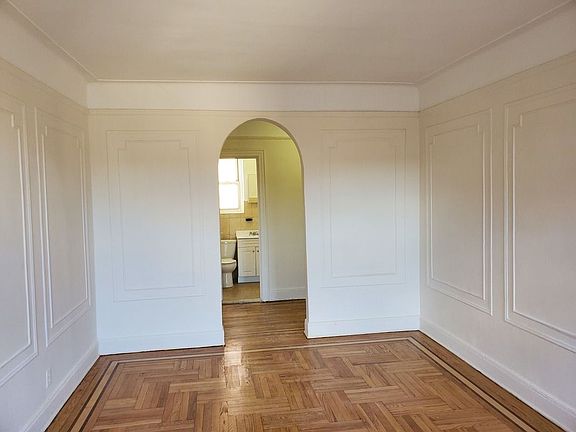 2nd image of 41-25 44th St APT E4