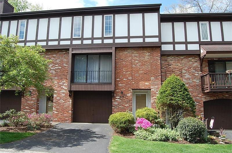 1st image of 324 Woodbridge Dr