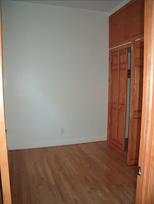 Rented by Warren T Real Estate Corp. | media 20