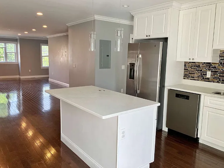 106 Intervale St #B — Photo 6