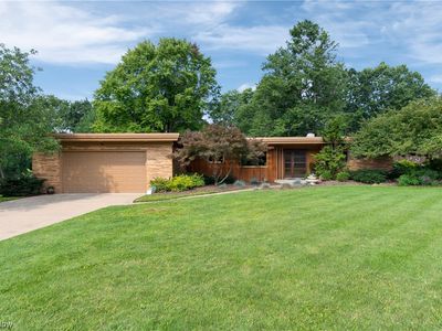 1111 Singing Brook Ave NW, Massillon, OH, 44646