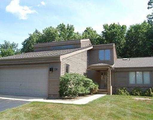 1st image of 425 Woodgrove