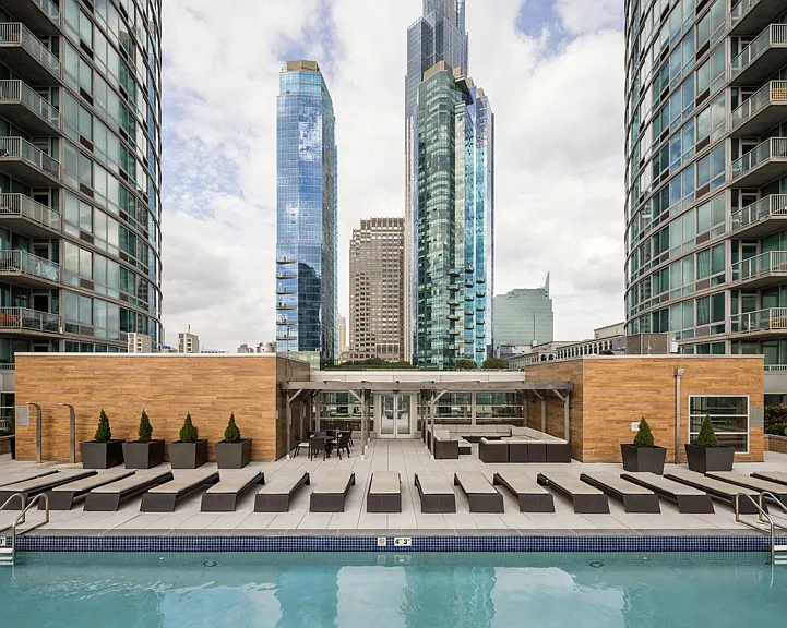 Liberty Towers — Photo 22