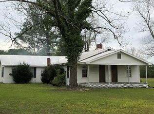 2375 E River Rd, Lumber City, GA 31549