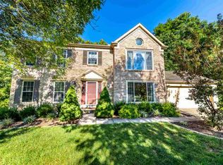 8277 Heatherwood Dr, Florence, KY 41042