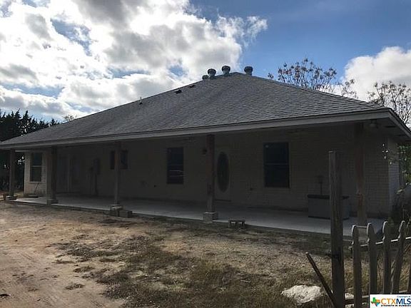 3rd image of 2152 Creek Place Dr