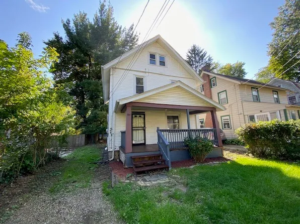 990 Emma Ave, Akron, OH 44302