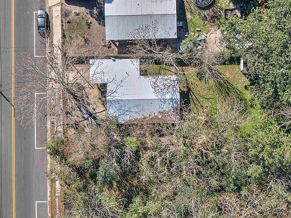 3rd image of 1916 Husson Ave