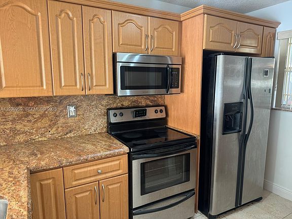 5th image of 4525 W 20th Ave #118