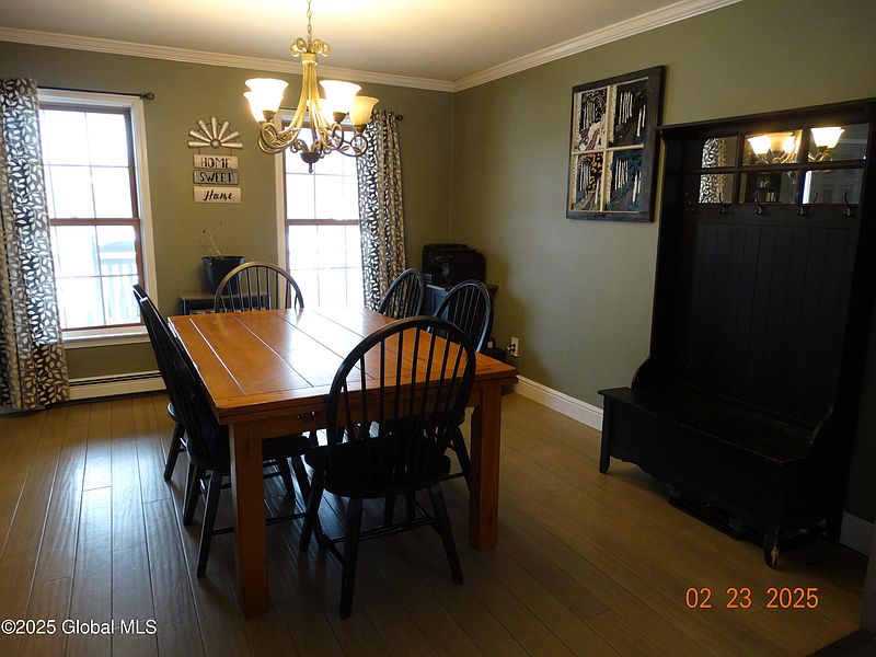 4th image of 602 White Birch Road