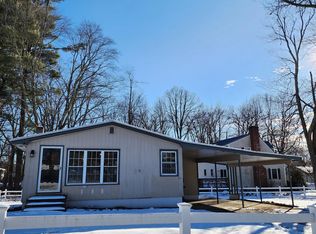 21 Tilden Dr, Manchester, NH 03103