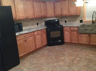 24 Lincoln Ave #1, Nashua, NH 03060