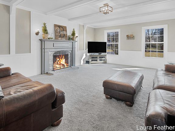 2nd image of 7747 Aspenwood Dr SE