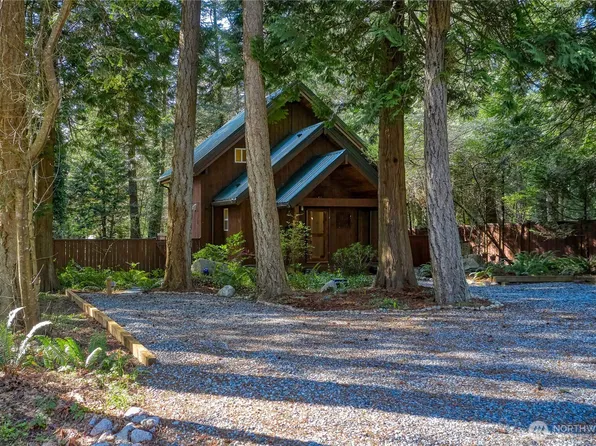 713 Claire Lane, Point Roberts, WA 98281