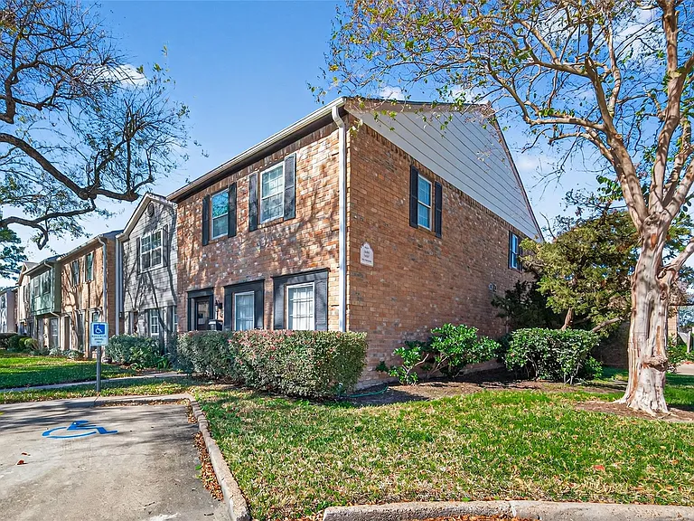 14381 Still Meadow Dr — Photo 3