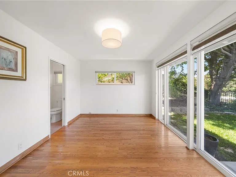 1033 S Isabella Ave — Photo 39