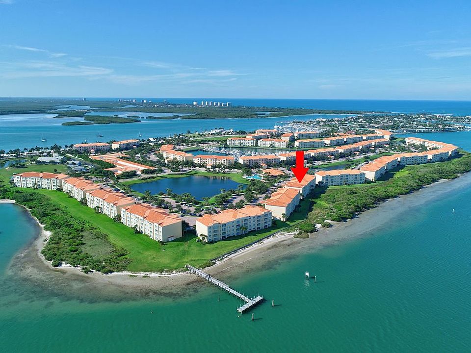 1st image of 28 Harbour Isle Dr #304