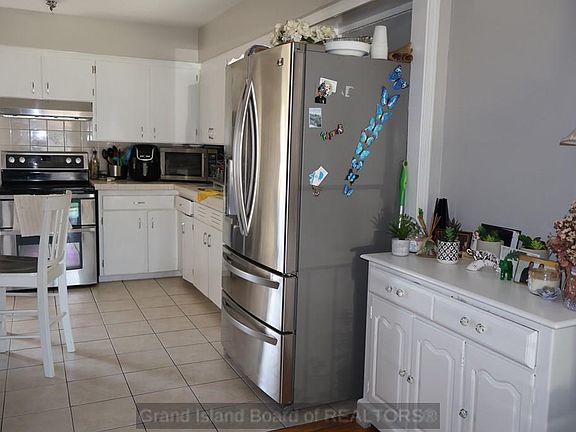 4th image of 2815 W Waugh St