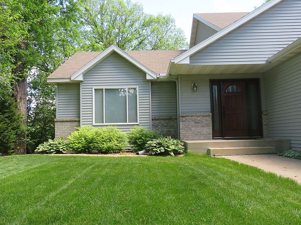 1st image of 1118 Somerset Blvd
