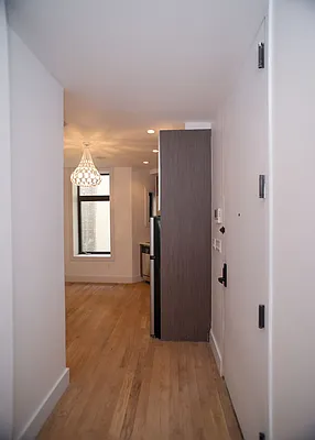 Rented by Nooklyn NYC LLC | media 18