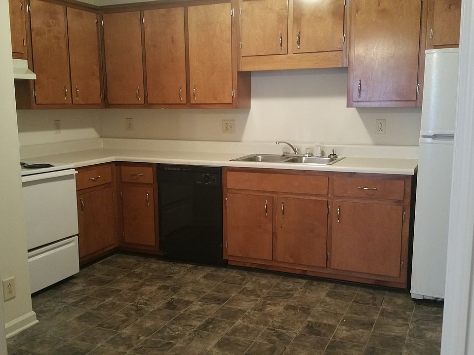 1st image of 2825 Cobalt Dr