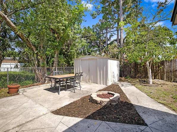 4919 Carver Street, Lake Worth, FL 33463