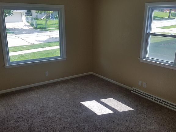3rd image of 9031 W Crawford Ave #1