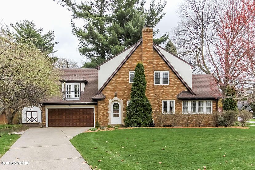 1st image of 401 Cheshire Dr NE