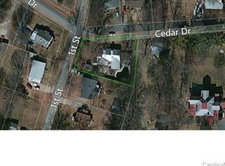 109 Cedar Ln, Mount Holly, NC 28120