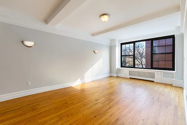 Rented by Balen Real Estate, LLC | media 11