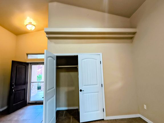 2nd image of 1813 Denise Dr