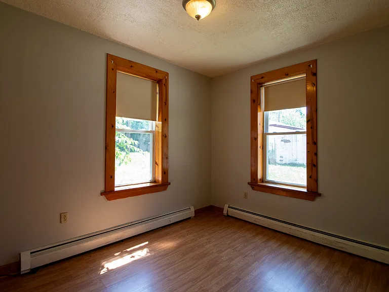 498 Broad St #1L — Photo 6