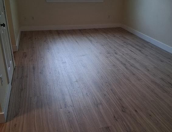Living/sleeping room with full size windows