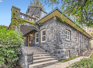 2502 NW Westover Rd, Portland, OR 97210