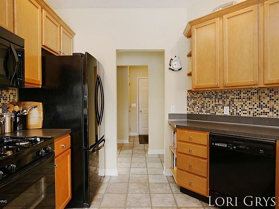 2nd image of 7080 Pine Oak Ln