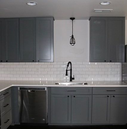2nd image of 901 N Wood Ave