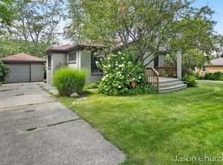 1017 Nixon Ave NW, Grand Rapids, MI 49534