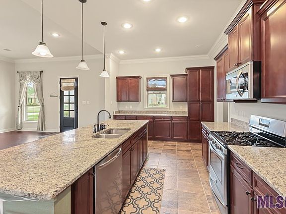 5th image of 18225 Old Reserve Dr