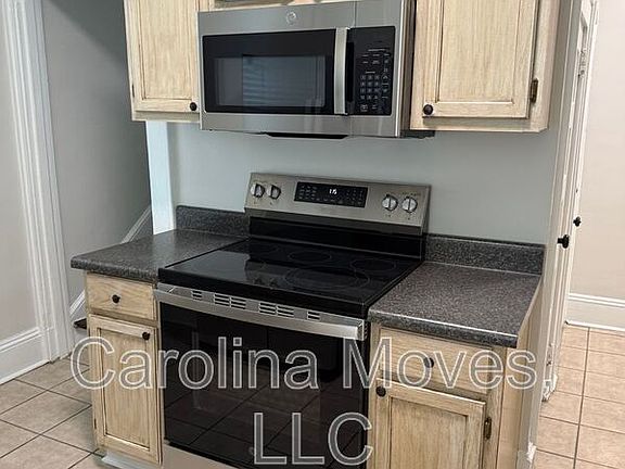 5th image of 112 Lavinia Ave