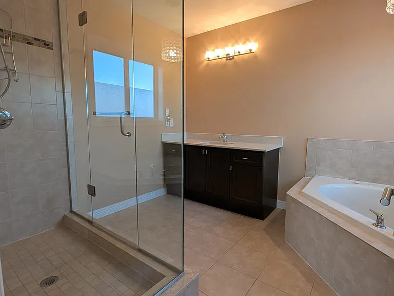 69 Periwinkle Dr — Photo 12