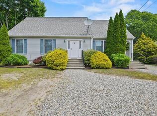 94 Jones Rd, Falmouth, MA 02540