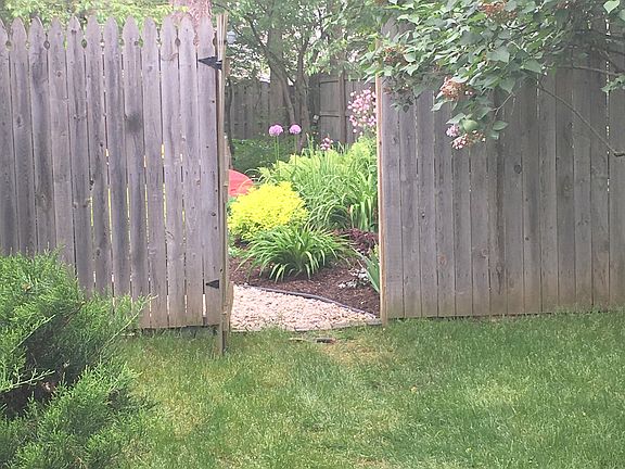 2nd image of 3957 White Pine Dr