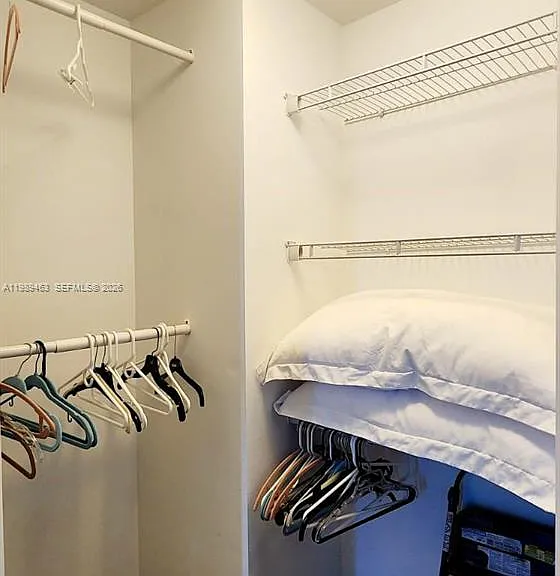 6801 Collins Ave #LPH05 — Photo 17