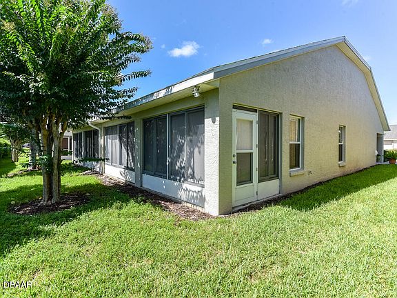 2nd image of 1412 Coconut Palm Cir