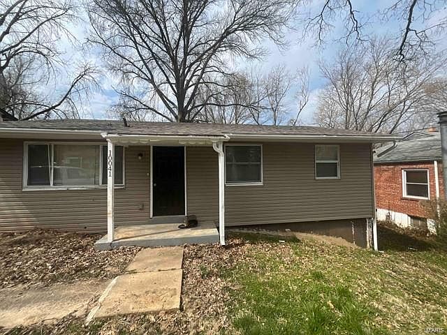 1st image of 10041 Green Valley Dr
