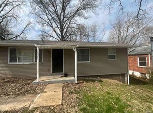 10041 Green Valley Dr, Saint Louis, MO