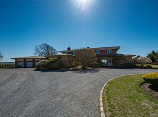 101 West Lane, Bay Shore, NY 11706